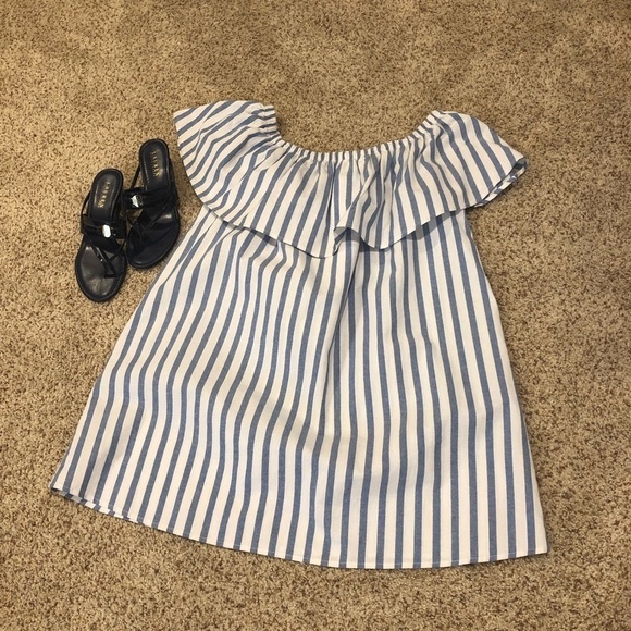 Audrey 3+1 Dresses & Skirts - Audrey 3 + 1 Linen Off Shoulder Dress Medium Excellent Condition Spring Dress